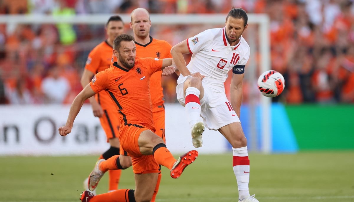 Dự kiến đội hình thi đấu của Hà Lan vs Ba Lan